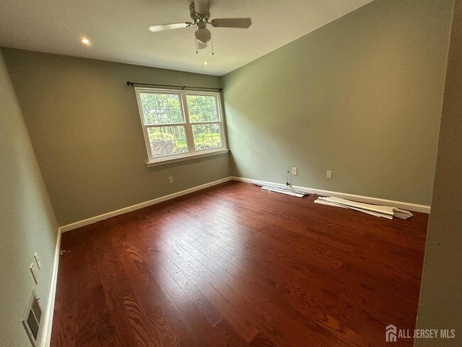 Photo - 219 Sierra Ct