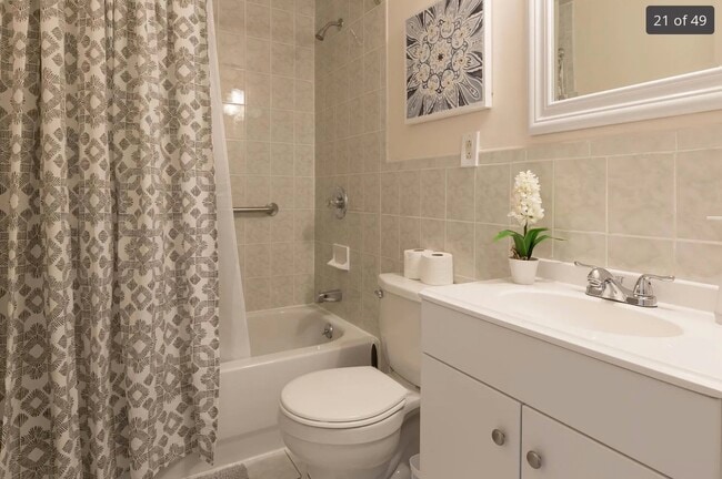 Photo - 10 Saddlewood Ct