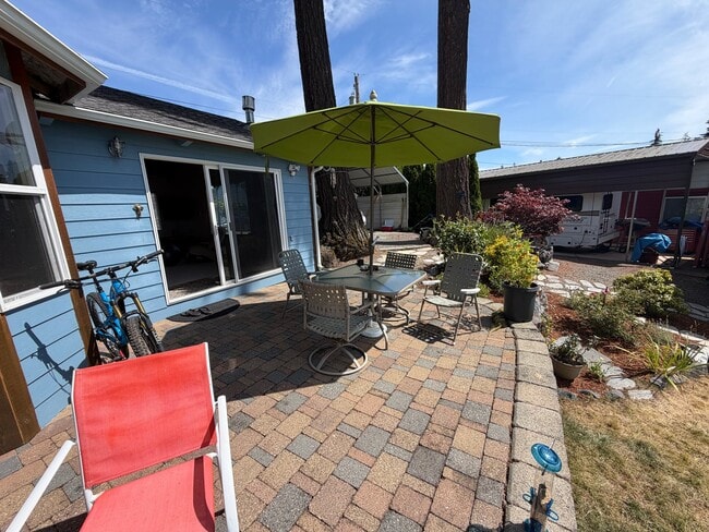 16102 Peninsula Rd