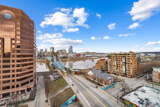Building Photo - 1 Roebling Wy Unit 904