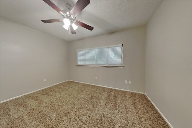 Building Photo - 4810 Ingleside Ct