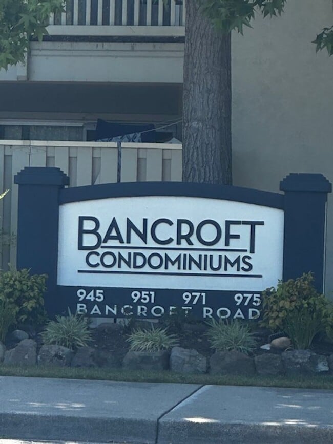 Photo - 2 bedroom & 1 bath condo in a parklike set... Unit 219