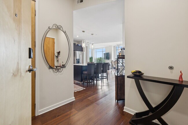 Photo - 600 12th Ave S Unit 725