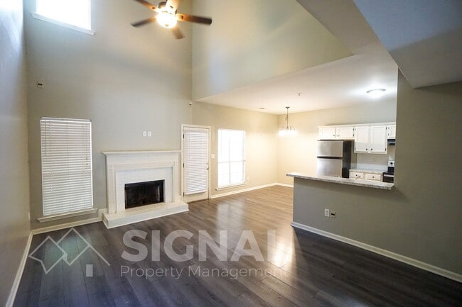 Photo - 112 Timberleaf Cir