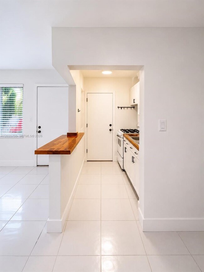Photo - 6330 SW 79th St Unit 23