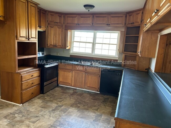 Photo - 1532 Meriwether St