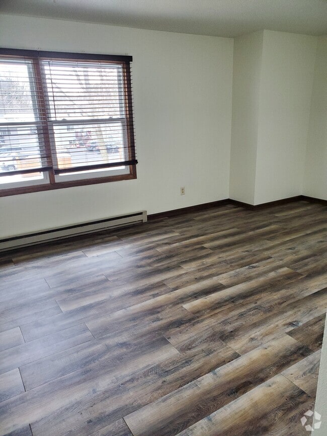 Building Photo - 2704 Nelson Dr Unit 1 Rental