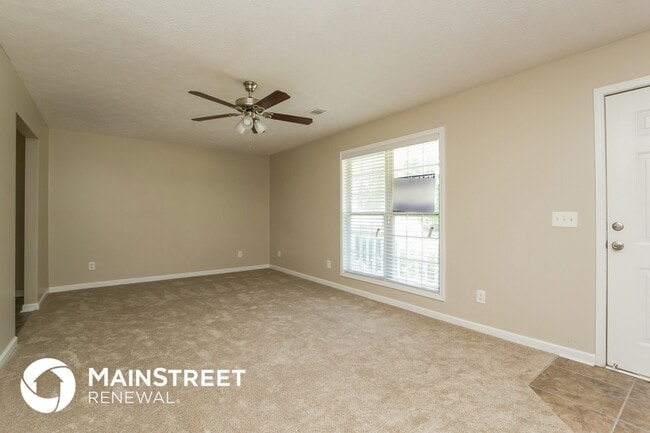 Photo - 616 Hunters Cove Ln