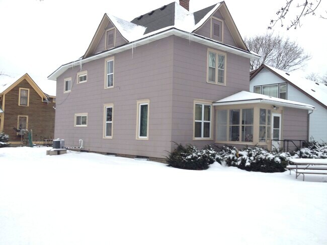 Photo - 1464 Breda Ave Apartments Unit #2