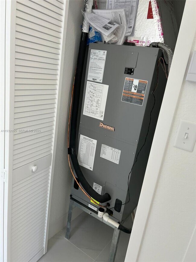 Photo - 11982 SW 213th St Unidad 11982