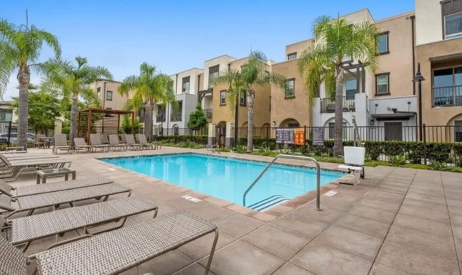 Photo - 2124 Solara Ln