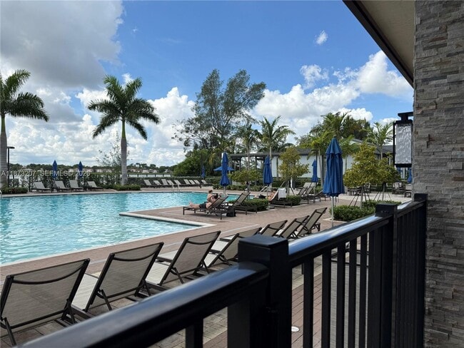 Building Photo - 607 NE 208th Terrace