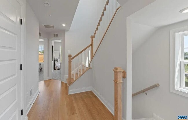 Photo - 805 Park Ridge Dr