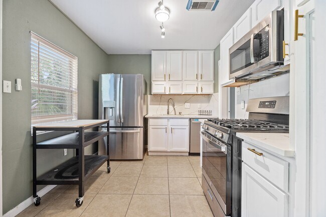 Photo - 108 Bonita Ave