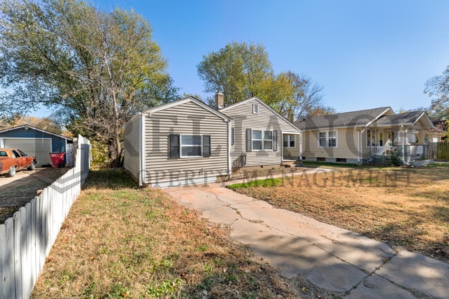 Photo - 2136 S Waco Ave