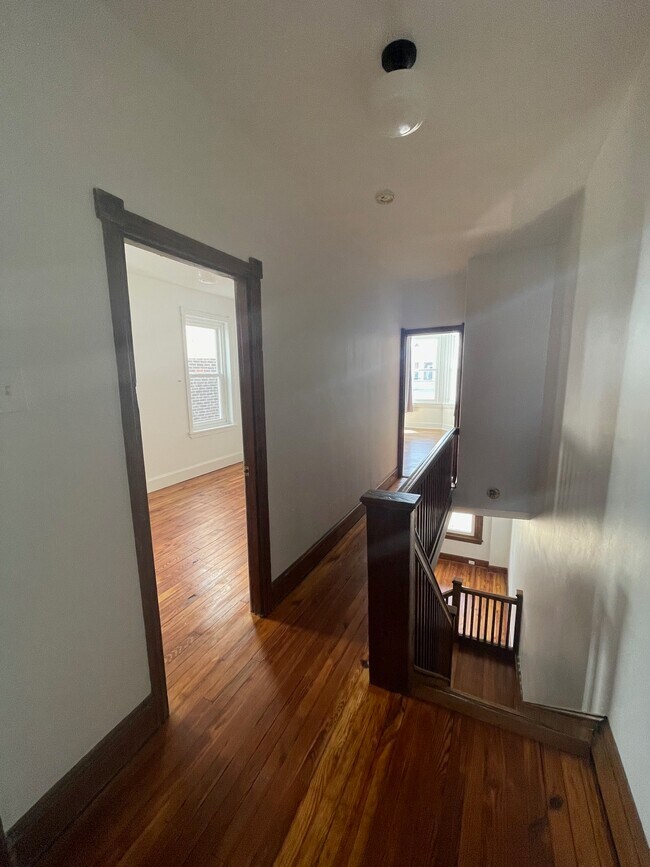 Photo - 338 Rector St