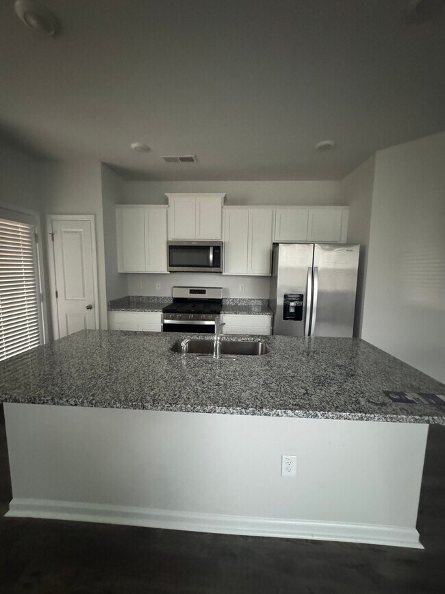 918 Quaint Parish Cir