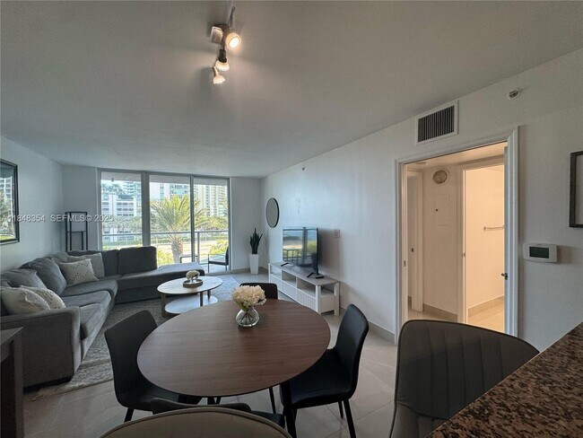 Photo - 1155 Brickell Bay Dr Unit 307