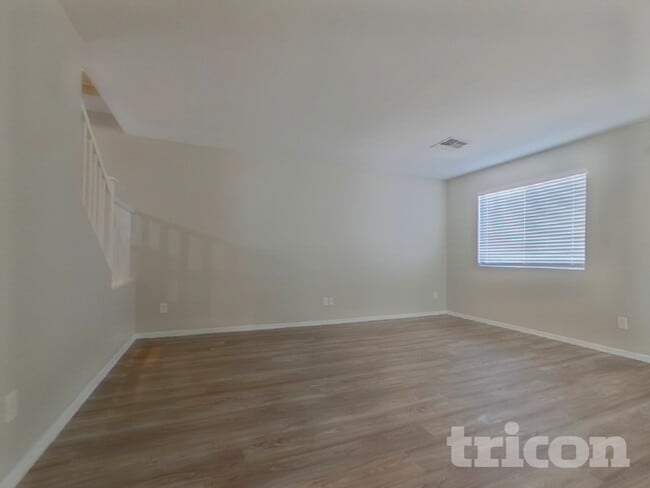 Photo - 1641 S 233rd Ln