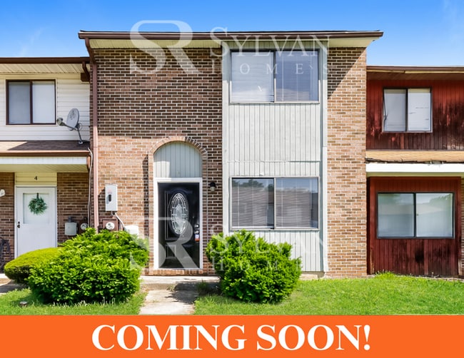 Building Photo - The Lifestyle You Deserve. Rental