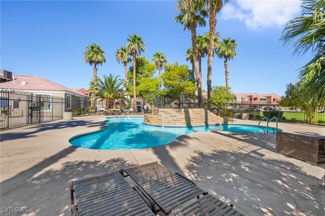 Photo - 4730 E Craig Rd Unidad 1005