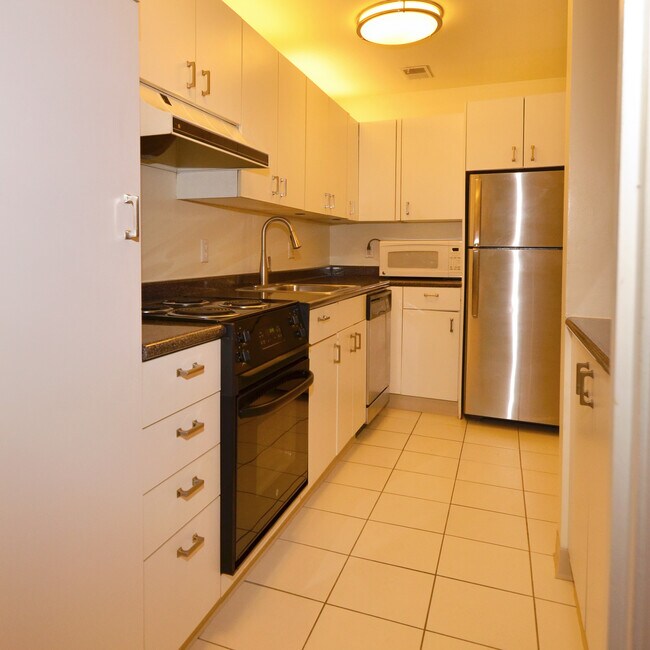 Photo - 331 Denniston St