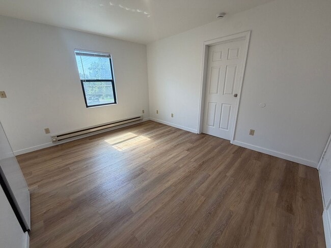 Lincoln Manor Apartments