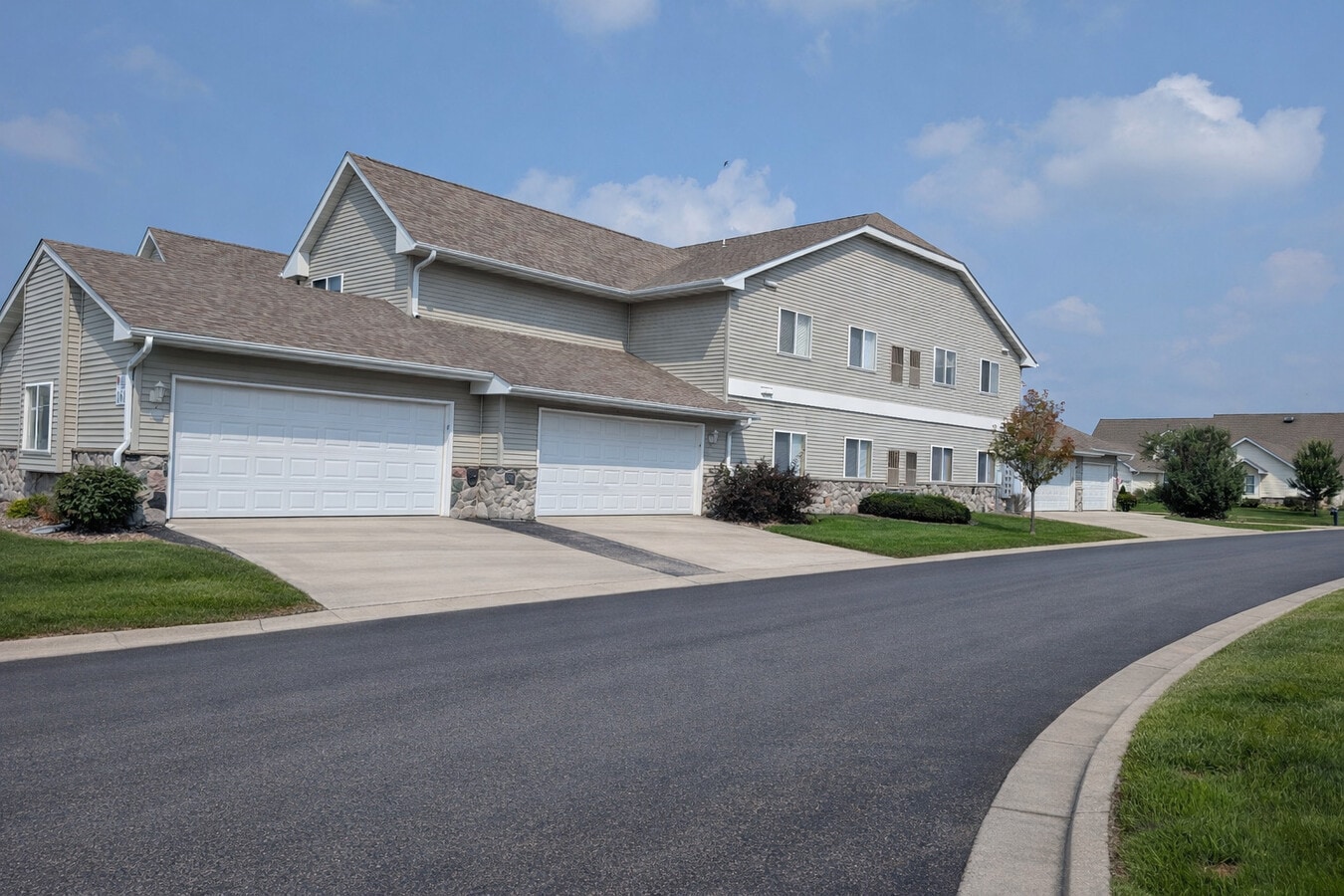 Photo - Prairie Fields Apartments