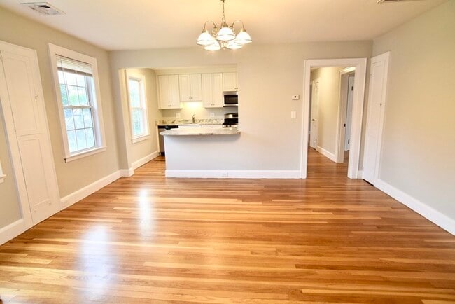 Photo - 98 Dean St Unit 2