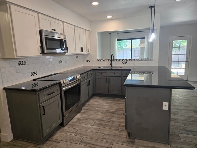 Photo - Coming Soon! ?Beautiful 4 bed, 2 bath Home, NO HOA! (Available 05/15/26)