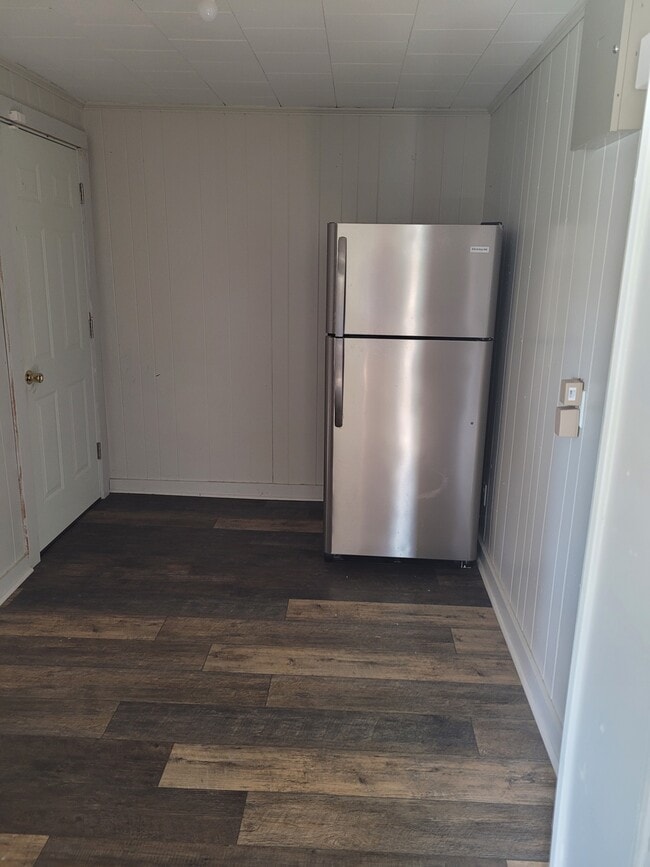 Photo - 109 N Suire St