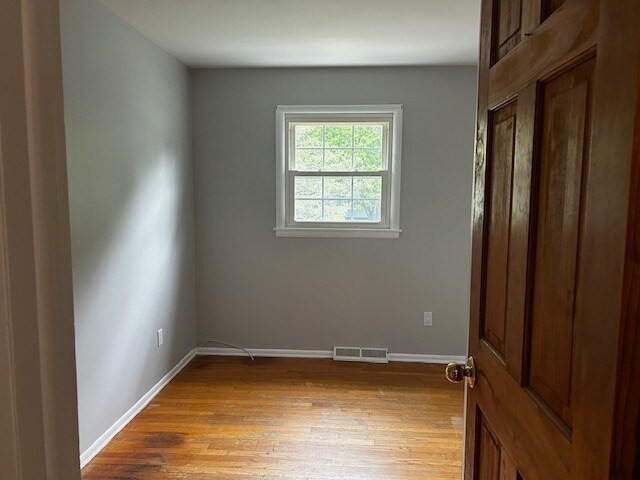 Photo - 103 E Poplar Dr Unit 103 East Poplar Drive