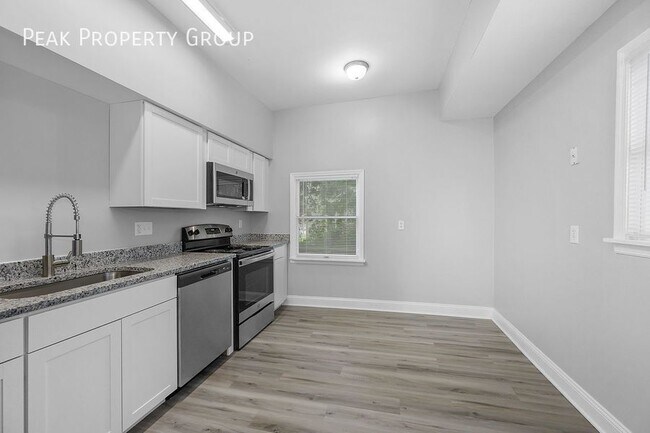 Photo - 1516 William Howard Taft Rd Unit 2