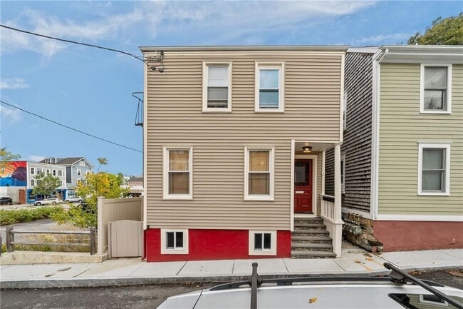 Building Photo - 8 Kilburn Ct Unit 1