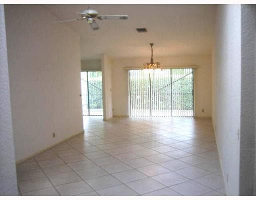 Photo - 7698 Solimar Cir