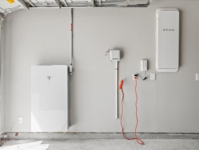 Photo - 2910 Angel Mist Ln