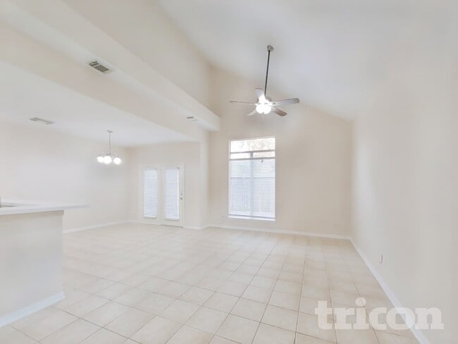 Photo - 2906 Crescent Bend Rd