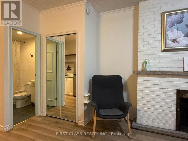 Photo - 366 Lippincott St Unit 1A