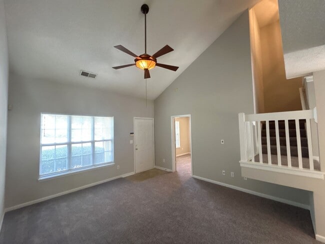 Photo - 6041 Cougar Ln