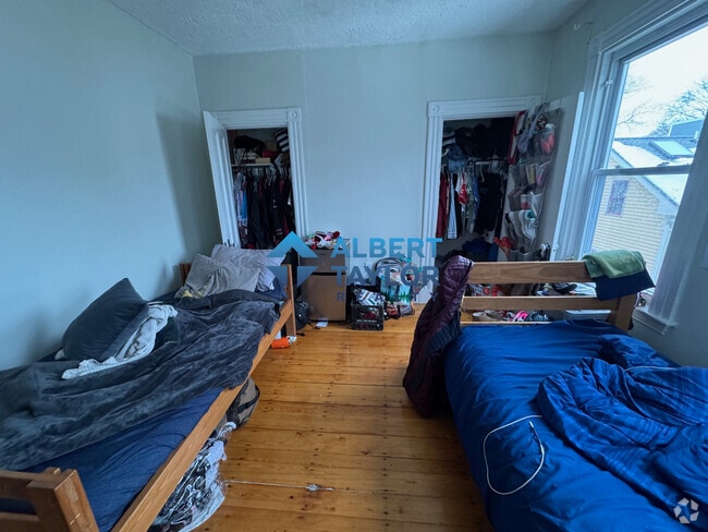 Building Photo - 227 Norfolk St Rental