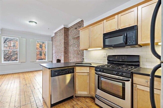 Photo - 231 3rd St Unit E