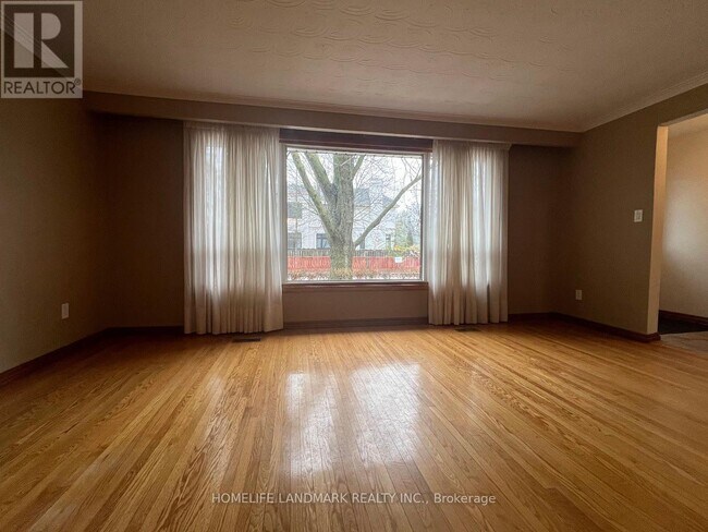 Photo - 12 Pratt Cir