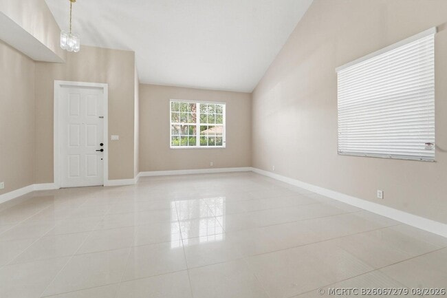 1780 Pierside Cir