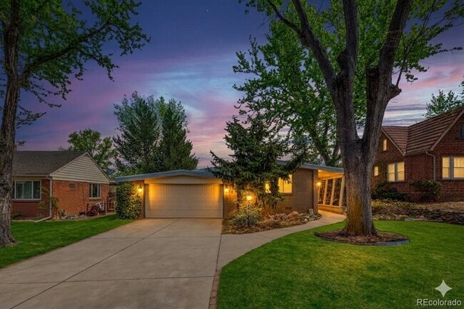 Photo - 680 S Canosa Ct