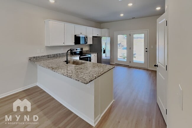 Photo - 1274 Principal Featherstone Ave