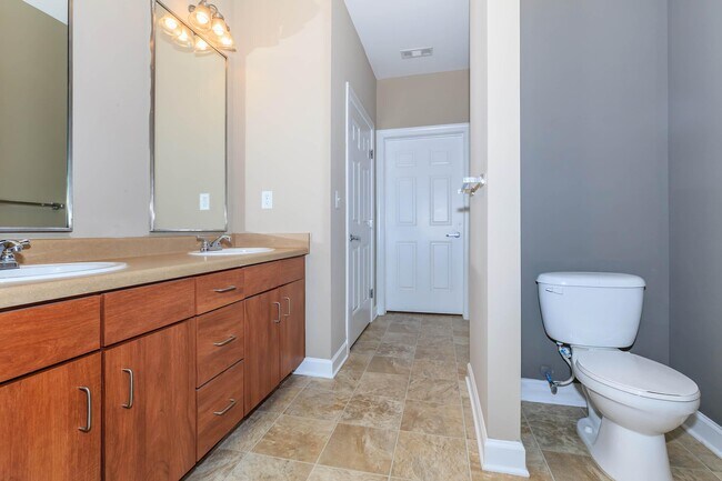 Photo - East River Place