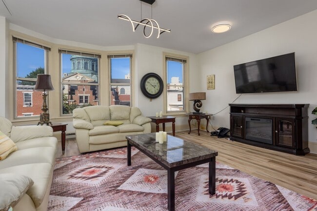 Building Photo - 132 State St Unit Apt 3