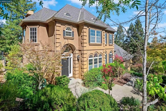 Photo - 20 Oak Crest Ln