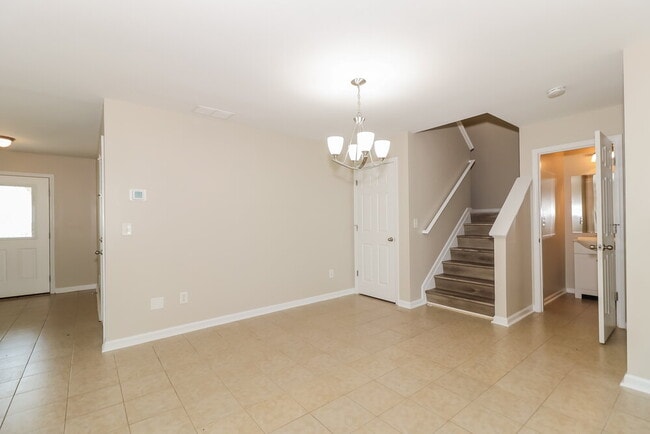 Photo - 2945 Mayfair Dr