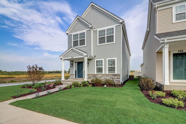 Photo - 702 Station Blvd